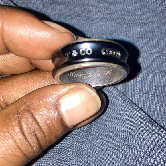 Tiffany & Co. Men's Black and Silver Band - Picture 5 of 5